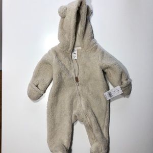 Carter’s Unisex Hooded Bear Sherpa Sweatsuit